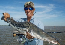 Mario D'Andrea 's Fly-fishing Catch of a Surubi – Fly dreamers 