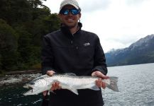  Fotografía de Pesca con Mosca de Trucha arcoiris por Juan Martin Keser – Fly dreamers 