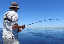 Pelea con un doradito, caña 10, Esteros del Iberá.