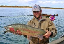  Captura de Pesca con Mosca de Trucha arcoiris por Mikey Wright – Fly dreamers