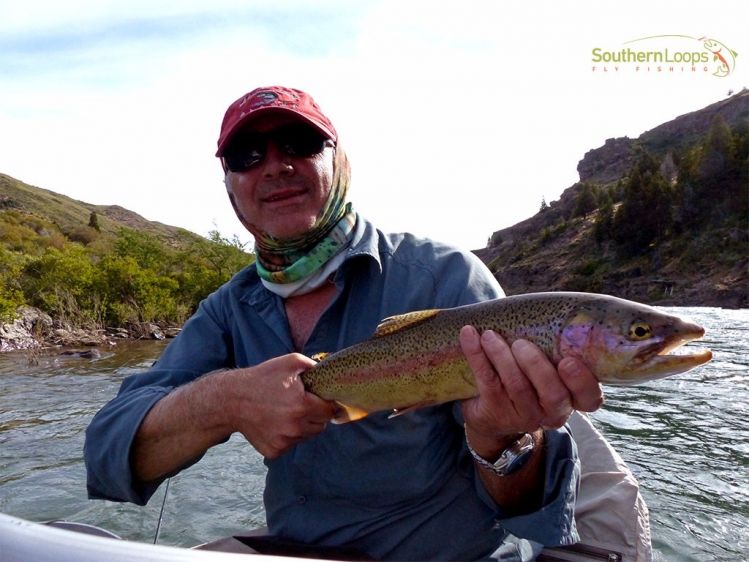 Nice Rainbow while fishing streamers on the Caleufu River, our most requested season kick-off trip. 2017 Patagonia season is coming soon !!