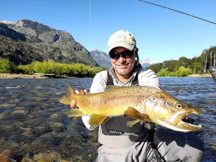 Congrats @kito_uy Nice Brown 
Sixty Club (60 cm)
Palena River - Chilean Patagonia
Good memories / Last season