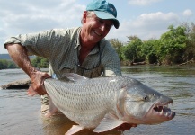 Mark Cowan 's Fly-fishing Picture of a Tigerfish | Fly dreamers 
