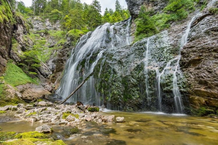 Waterfall in Austria!
<a href="http://upvir.al/ref/L2983863">http://upvir.al/ref/L2983863</a>
