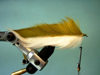 Fly tying - Double Bunny - Step 7