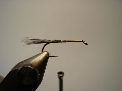 Fly tying - Montana Stone - Step 1