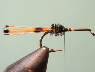 Fly tying - Royal Trude - Step 3