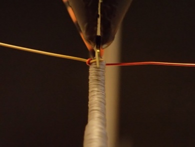 Fly tying - Wire Weave Orange Stone - Step 9
