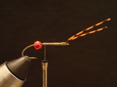 Fly tying - Wire Weave Orange Stone - Step 2