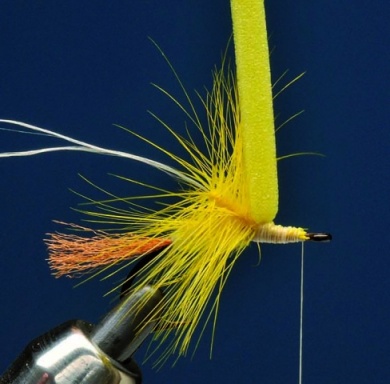 Fly tying - MM CHILOPORTER EMERGER - Step 8