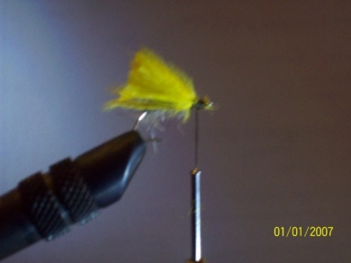 Paso a paso - Yellow Fly Caddis (invención propia) - Paso 3