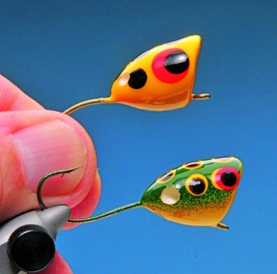 Fly tying - Mc Nally Frog Popper - Step 4