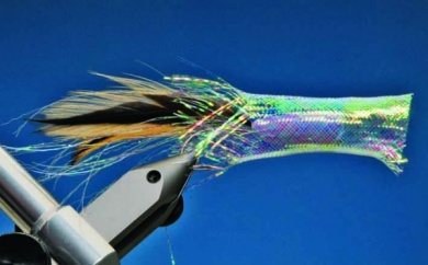 Fly tying - Krystal Popper - Step 7