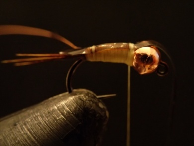 Fly tying - Sulphur on a Jig Hook - Step 7