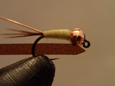 Fly tying - Sulphur on a Jig Hook - Step 5