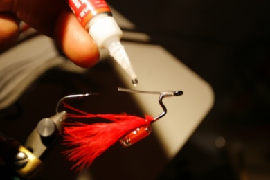 Fly tying - Weedless Optic Minnow feat. Brad Bohen - Step 25