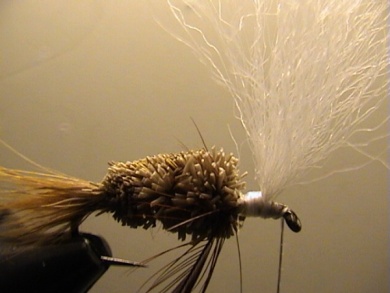 Fly tying - Irresistable - Step 5