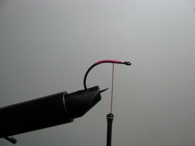 Fly tying - Speedy Bass bunny - Step 1