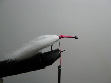 Fly tying - Speedy Bass bunny - Step 2