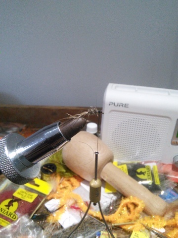 Fly tying - GRHE (gold ribbed hare's ear) - Step 4