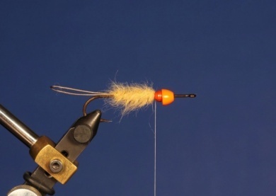 Fly tying - Swinging Catfish - Step 7