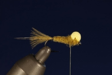 Fly tying - CDC FLOATING NYMPH - Step 7