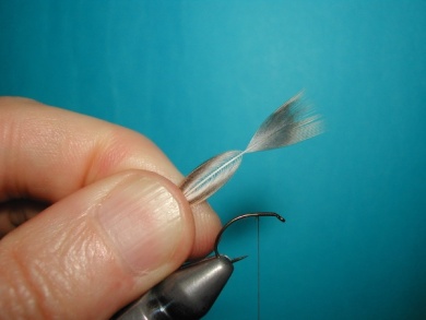 Fly tying - May fly female Mallard & CDC - Step 2