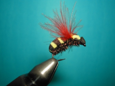 Fly tying - Wasp - Step 12